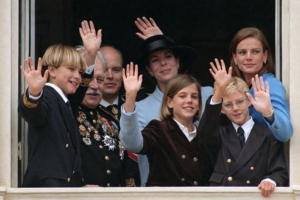 Lire la suite à propos de l’article Lauréat 35ème Grand Prix International d&rsquo;Art Contemporain (Monte-Carlo, Monaco)