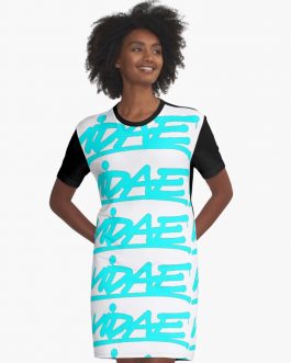 VIDAE Dripping Robe t-shirt<br>36,36€